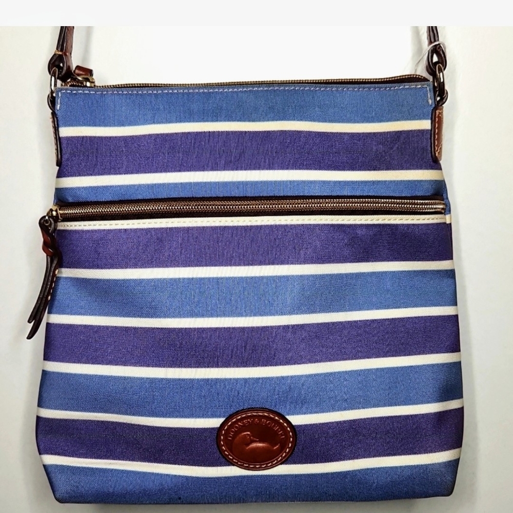 EUC Dooney & Bourke Blue and Purple Striped Crossbody Bag preloved beautiful!!